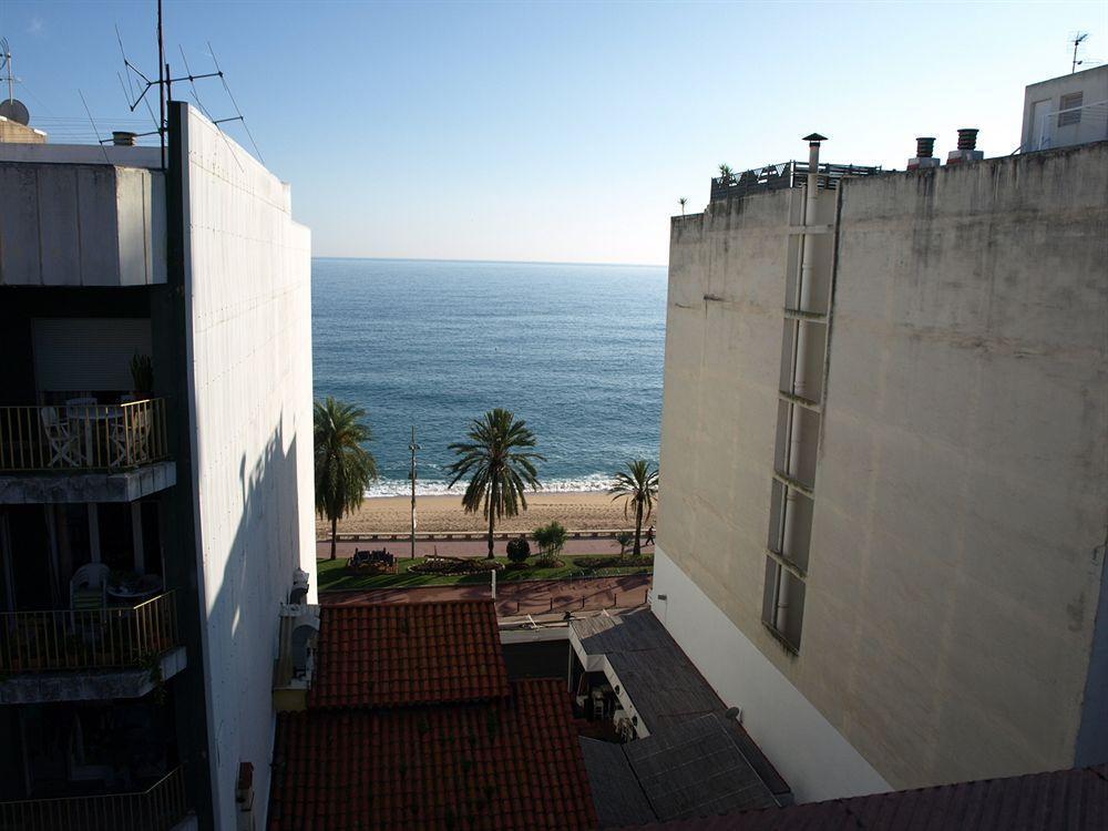 Apartamentos Venecia Lloret de Mar Dış mekan fotoğraf